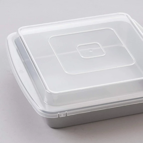 Wilton brownie sütőforma átlátszó fedővel