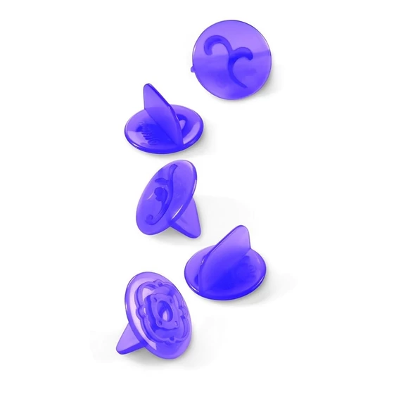 Wilton különböző szív mintás kinyomó szett – 14 darab