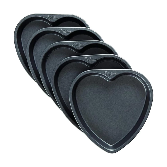 Wilton szív alakú sütőforma készlet – 5 darab