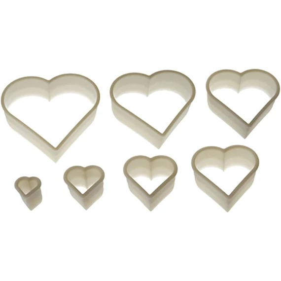 SilikoMart szív alakú kiszúró készlet, 7 darab